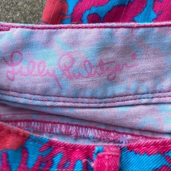 Lilly Pulitzer Sea Horse Print Worth Straight Jeans - Picture 2 of 5